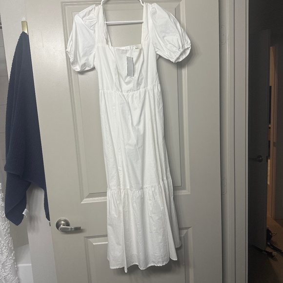 ASTR the Label Poplin Tiered Midi Dress - Picture 3 of 4